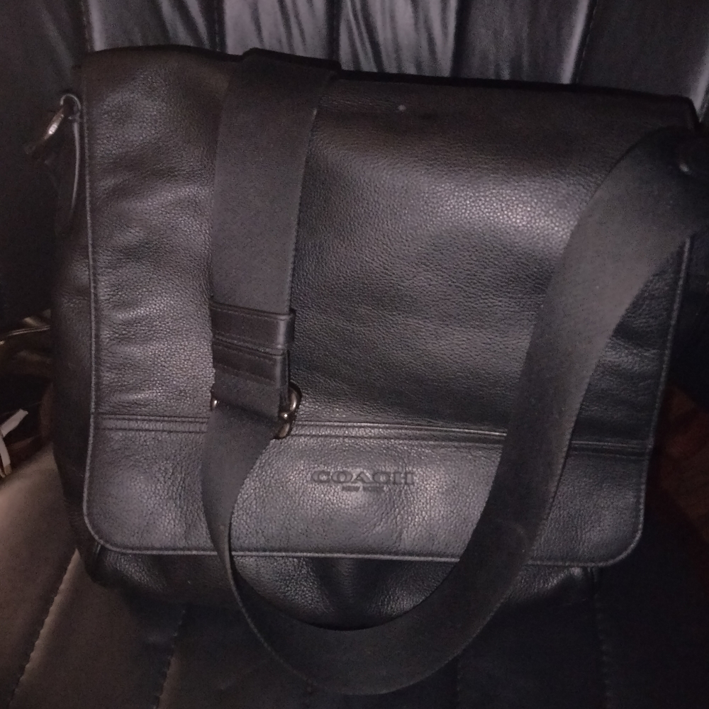 Coach Black Leather Signature Messenger Bag